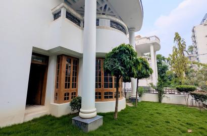 Luxury Semi Furnished Duplex Apartment for Rent in Baridhara Diplomatic Zone.