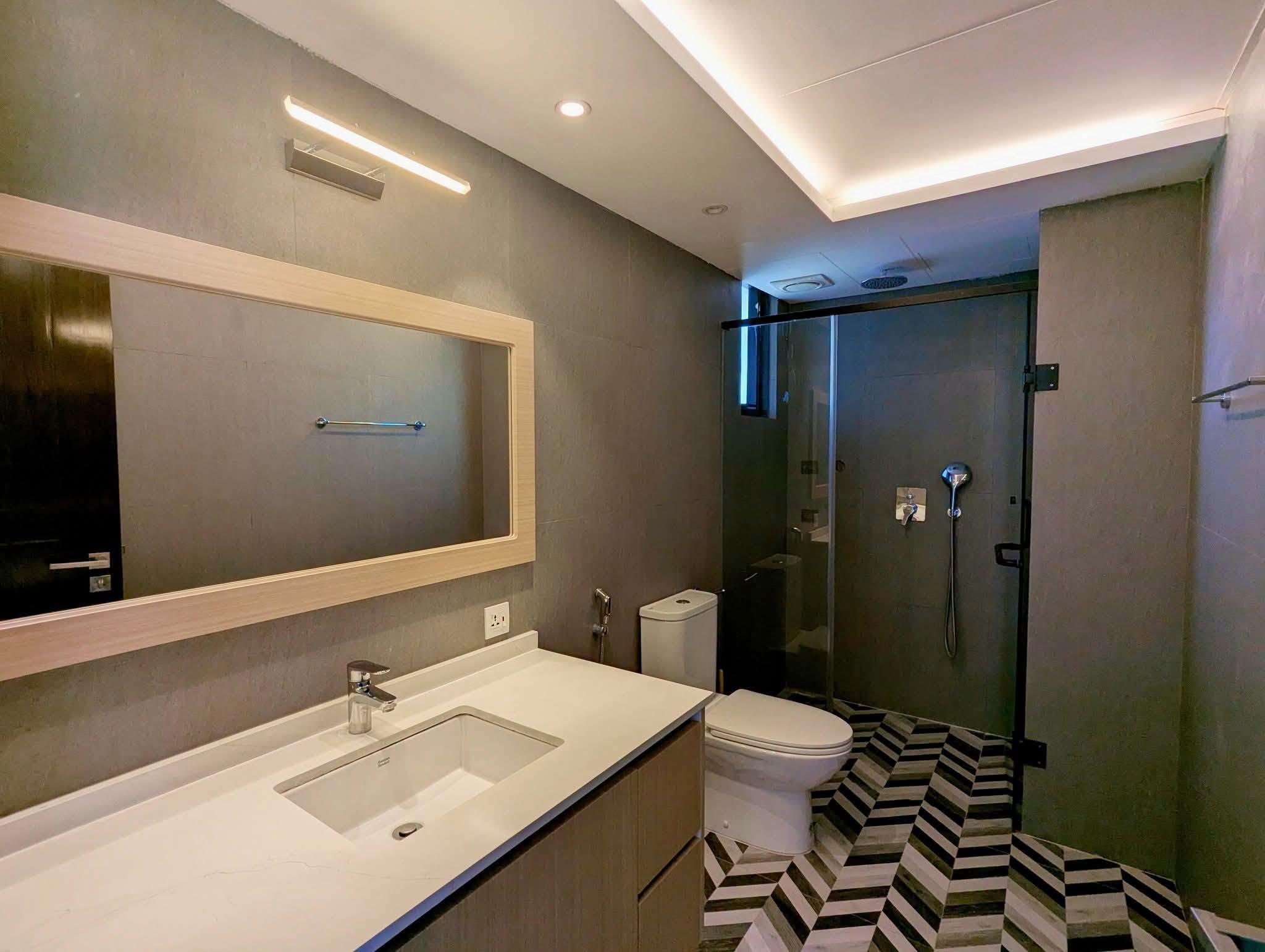🌟 Brand New Luxury Semi-Furnished Apartment | Gulshan-2.